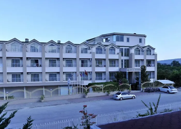 ايركال ريزورت 4* كمر